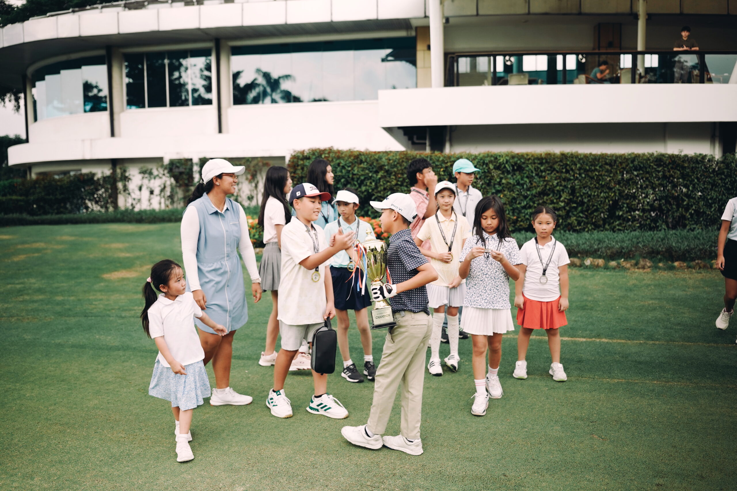 winner received the trophy
